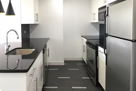 4659 S Drexel Blvd, Chicago, IL 60653 photo 2