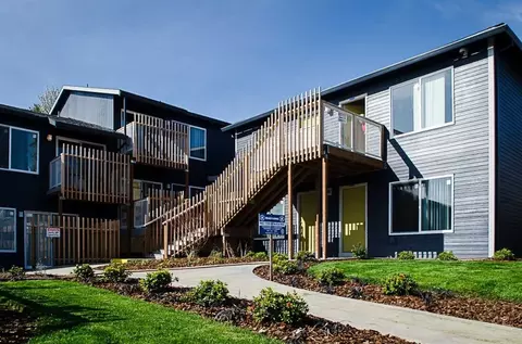 1424 SE Holgate Blvd, Portland, OR 97202
