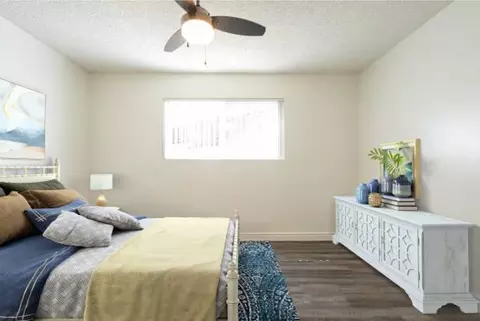 1110 Meadow Lake Dr, Vista, CA 92084