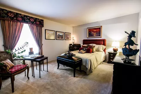 599 Cranbrook Rd, Cockeysville, MD 21030