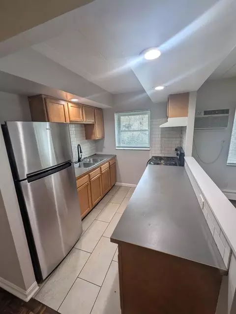 1621 Asmann Ave, Cincinnati, OH 45229
