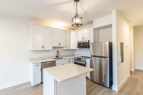 1135 Rose Hill Dr, Charlottesville, VA 22903