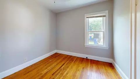 18908 Cherokee Ave, Cleveland, OH 44119