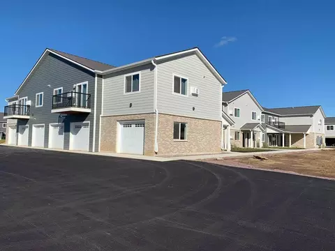 922 821 - 922 Adams Ct, Baraboo, WI 53913