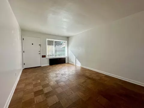 168 Boston St, Seattle, WA 98109