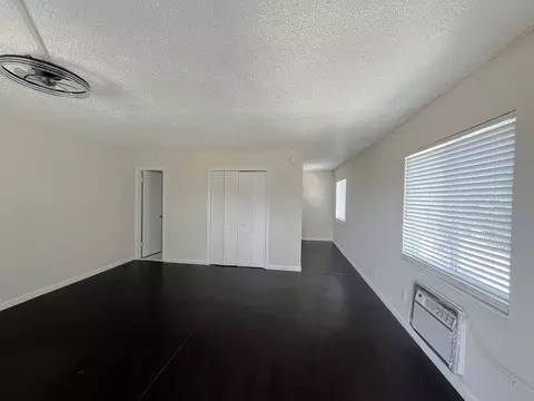 405 SE 20th Ave, Boynton Beach, FL 33435
