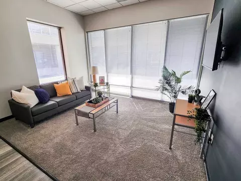 374 S Grand Blvd, Saint Louis, MO 63103
