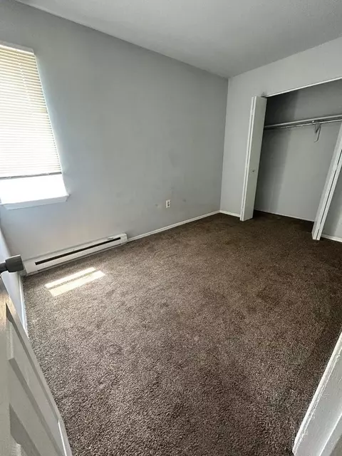 1324 S 10th St, Allentown, PA 18103