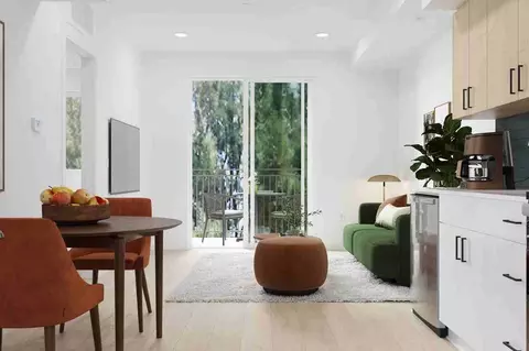 1655 Allesandro St, Los Angeles, CA 90026 photo 9