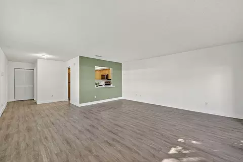 2517 S 17th St, Fort Pierce South, FL 34982