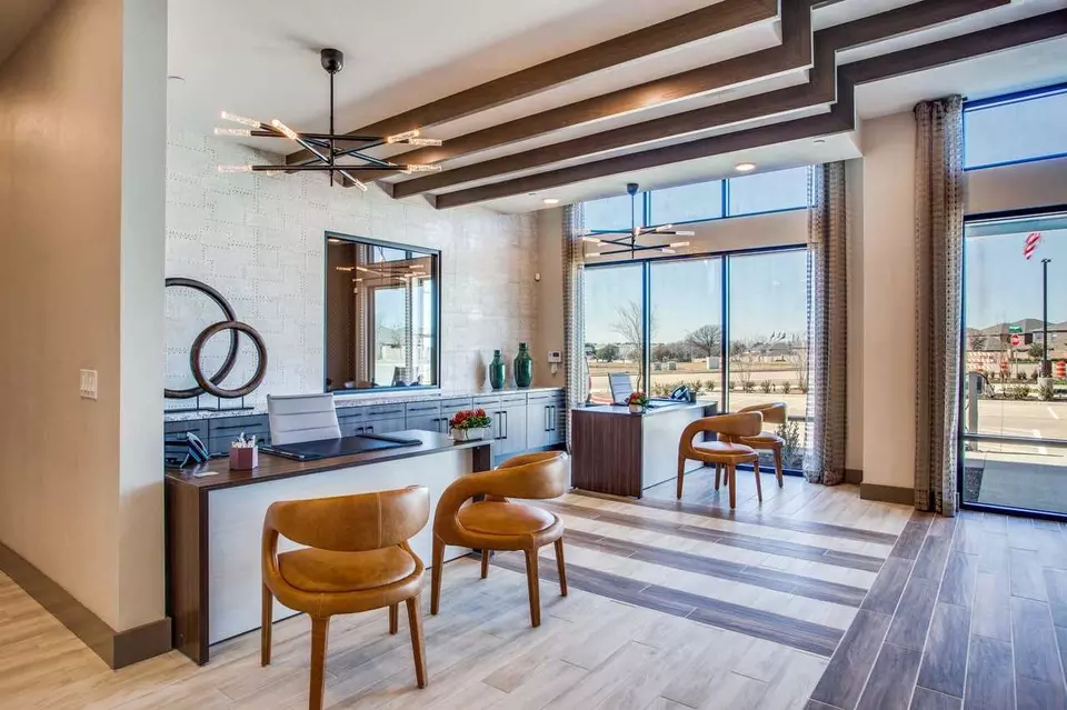  2011 Texas Plaza Dr, Irving, TX 75062 photo 19