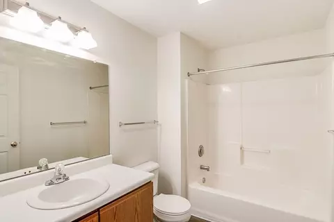 840 S Bridge St, Dewitt, MI 48820 photo 4