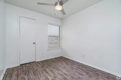 1610 E Mckinney St, Denton, TX 76209 photo 21