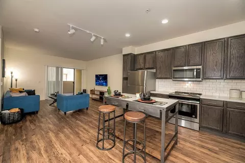 512 El Cerrito Plz, El Cerrito, CA 94530