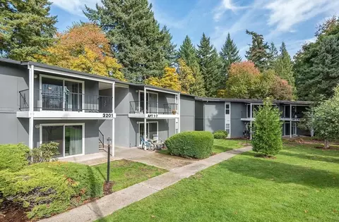 3201 E 33rd St, Vancouver, WA 98661