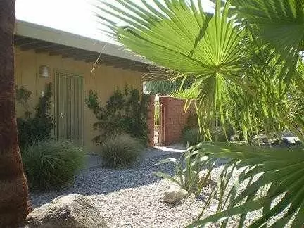 2626 N Junipero Ave, Palm Springs, CA 92262