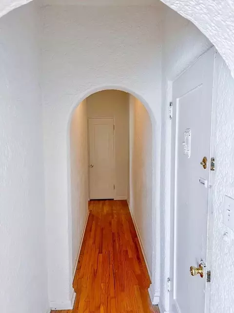 350 N Orange Grove Ave, Los Angeles, CA 90036