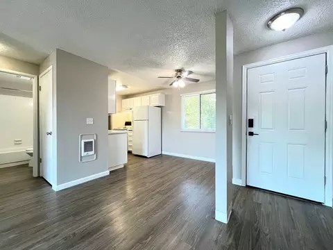 14095 SW Walker Rd, Cedar Hills, OR 97005