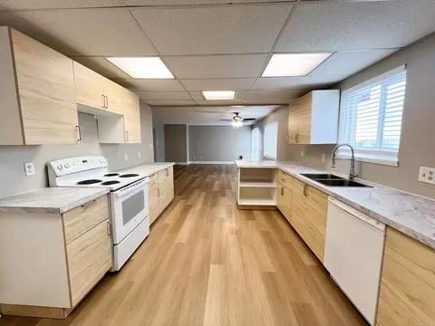 1806 Kimberly Dr, Klamath Falls, OR 97603