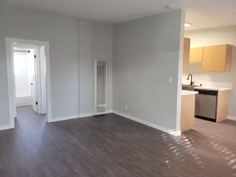 1959 Maple Ave, Costa Mesa, CA 92627