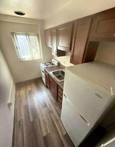 1 Bayard Rd, Pittsburgh, PA 15213