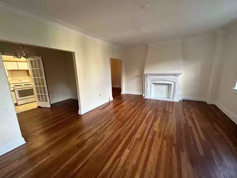 4601 Bayard St, Pittsburgh, PA 15213
