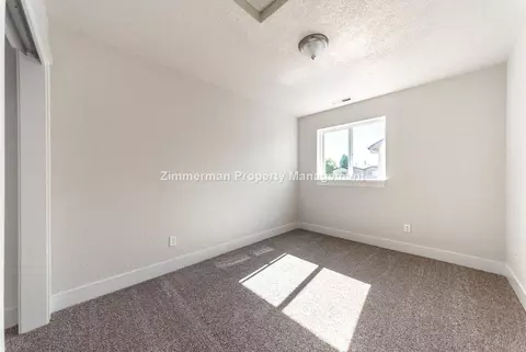 2608 Ross Ln, Eugene, OR 97404 photo 12