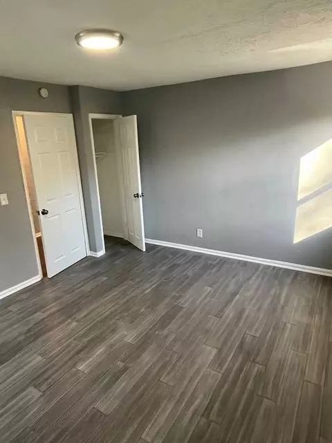 4056 Reading Rd, Cincinnati, OH 45229 photo 9