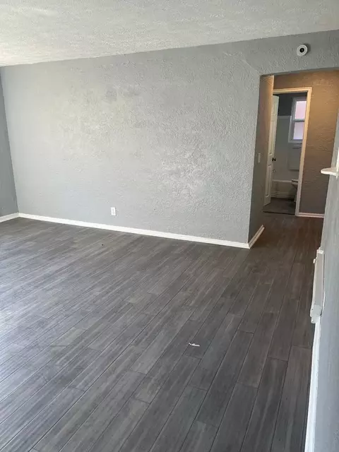 4056 Reading Rd, Cincinnati, OH 45229 photo 6