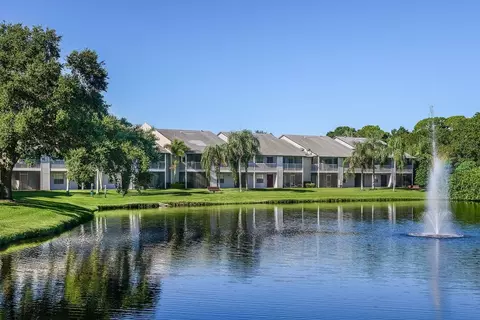 419 N Briggs Ave, Sarasota, FL 34237 photo 2