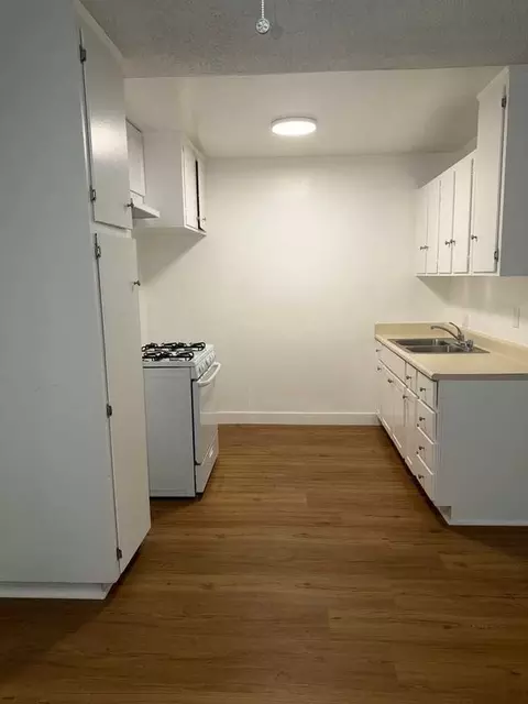 314 E Pearson Ave, Anaheim, CA 92802 photo 13