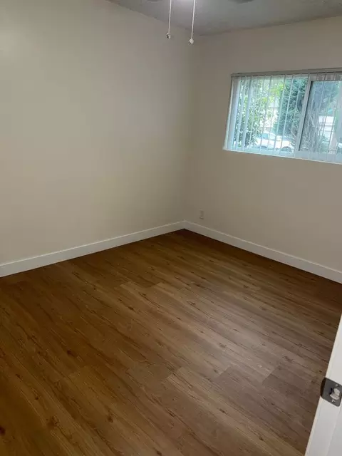 314 E Pearson Ave, Anaheim, CA 92802 photo 6