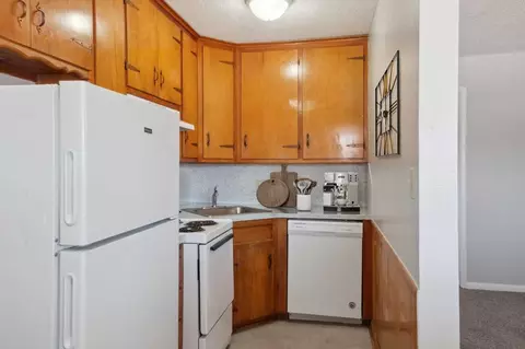 1115 E 48th St, Tulsa, OK 74105 photo 3