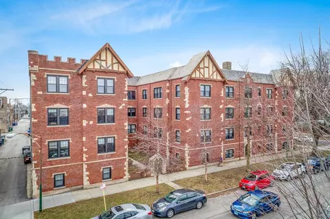 4651 N Wolcott Ave, Chicago, IL 60640