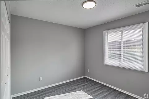 2649 Tremainsville Rd, Toledo, OH 43613 photo 66