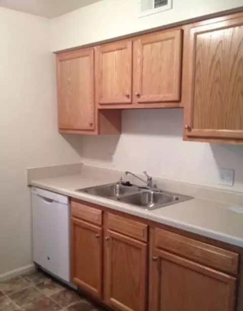 2649 Tremainsville Rd, Toledo, OH 43613 photo 28