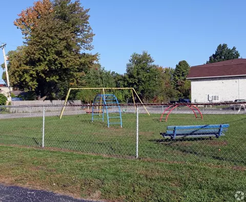 2649 Tremainsville Rd, Toledo, OH 43613 photo 107
