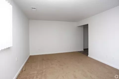 2649 Tremainsville Rd, Toledo, OH 43613 photo 78
