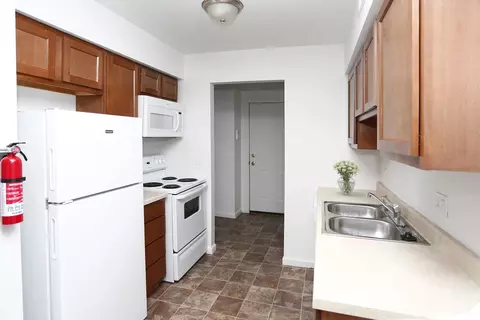 2649 Tremainsville Rd, Toledo, OH 43613 photo 131
