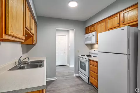 2649 Tremainsville Rd, Toledo, OH 43613 photo 72