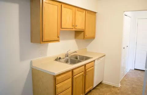 2649 Tremainsville Rd, Toledo, OH 43613 photo 36
