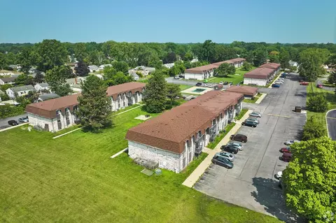 2649 Tremainsville Rd, Toledo, OH 43613 photo 103