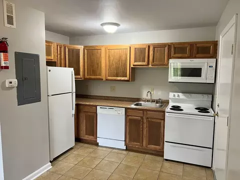 135 E Cook Rd, Mansfield, OH 44907