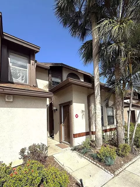 2906 S Semoran Blvd, Orlando, FL 32822