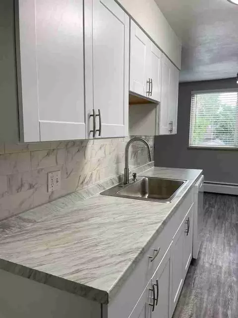 5758 S Gallup St, Littleton, CO 80120