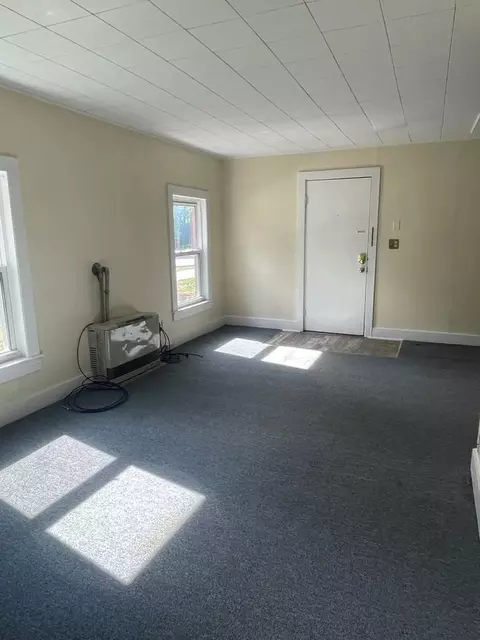 188 Cliff St, Burlington, VT 05401