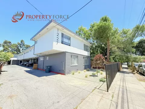 1227 Ebener St, Redwood City, CA 94061