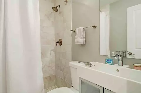1425 P St NW, Washington, DC 20005 photo 8
