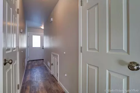 7541 E Reisner Loop, Palmer, AK 99645 photo 2