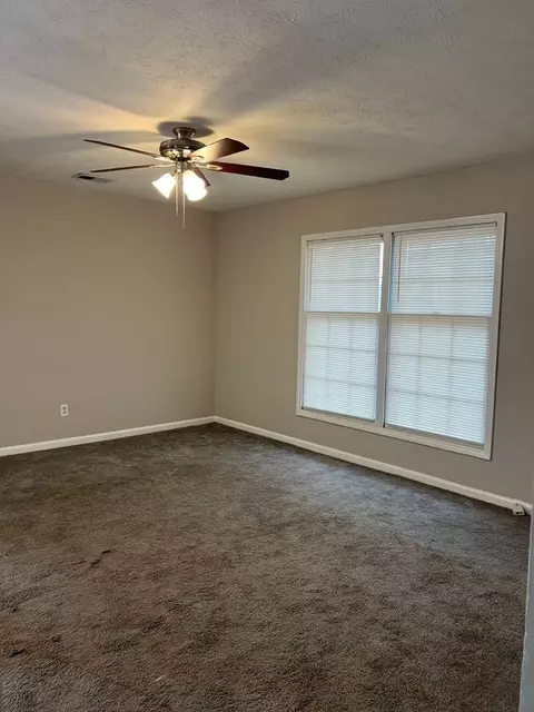 4519 Candlestick Ln, Oakwood, GA 30566 photo 9